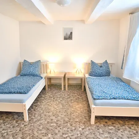 Praktische Im Herzen Von Spangenberg Hostel
